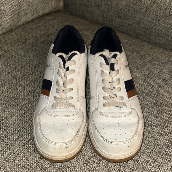 Nautica Men's White and Brown Casual Sneakers - Picture 3 of 8